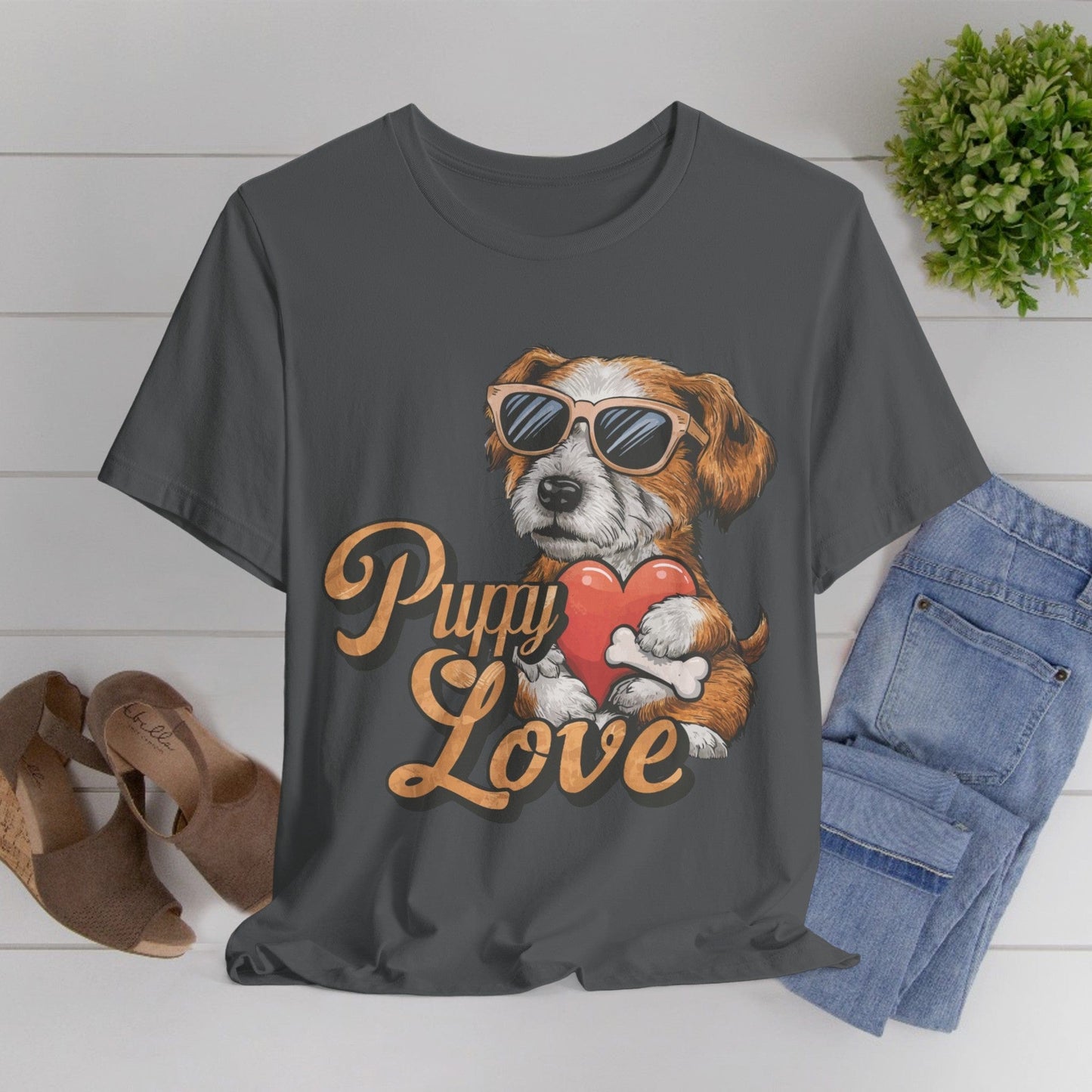 194 - Puppy Love - T-shirt