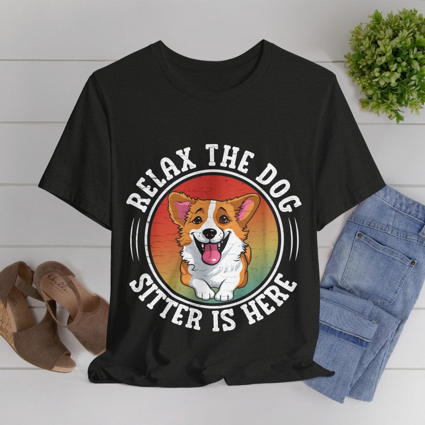 136 - Relax the Dog - T-shirt