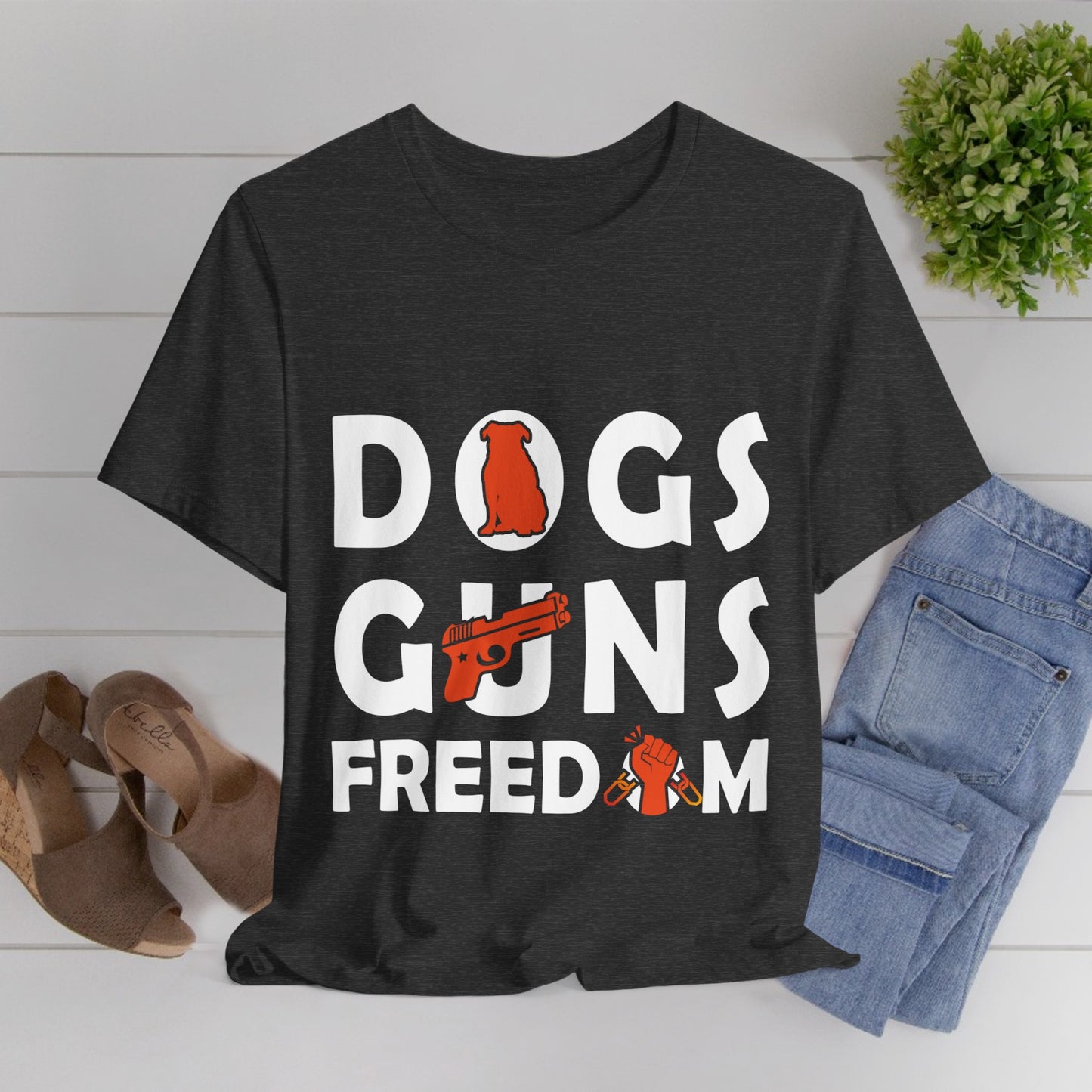 99 - Dogs Guns - T-shirt