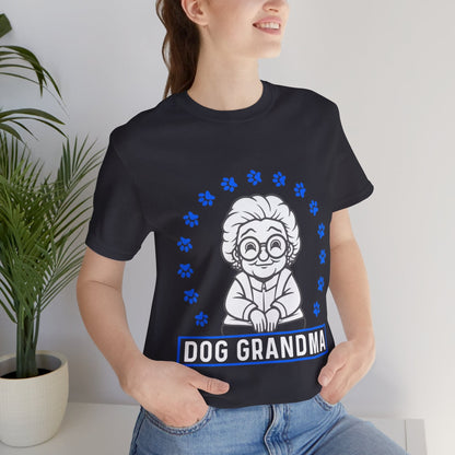 106 - Dog Grandma - T-shirt