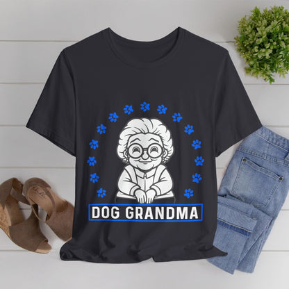 106 - Dog Grandma - T-shirt