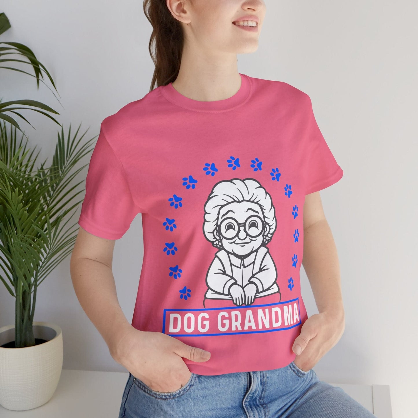 106 - Dog Grandma - T-shirt