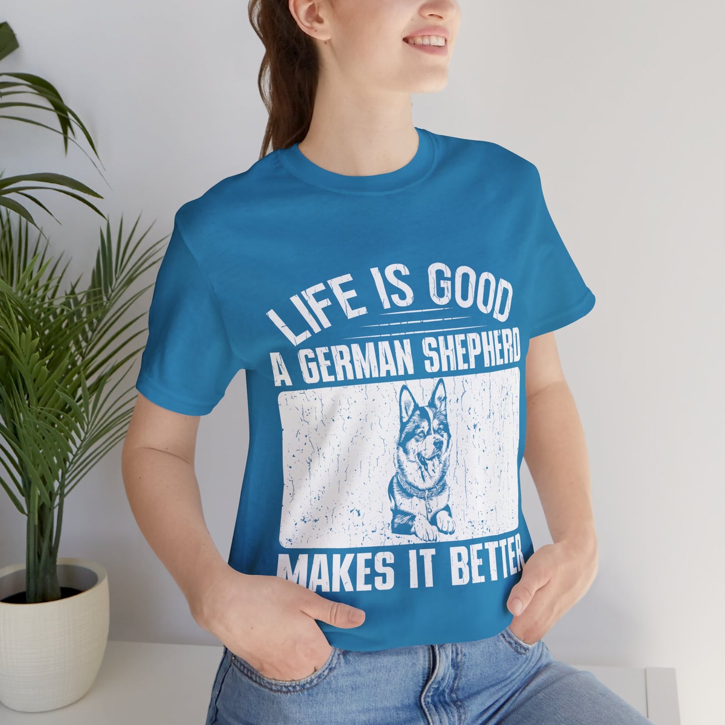 38 - Life is Good - T-shirt