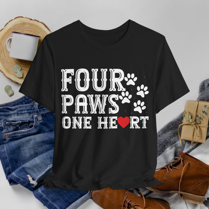 21 - Four Paws - T-shirt