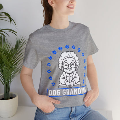 106 - Dog Grandma - T-shirt