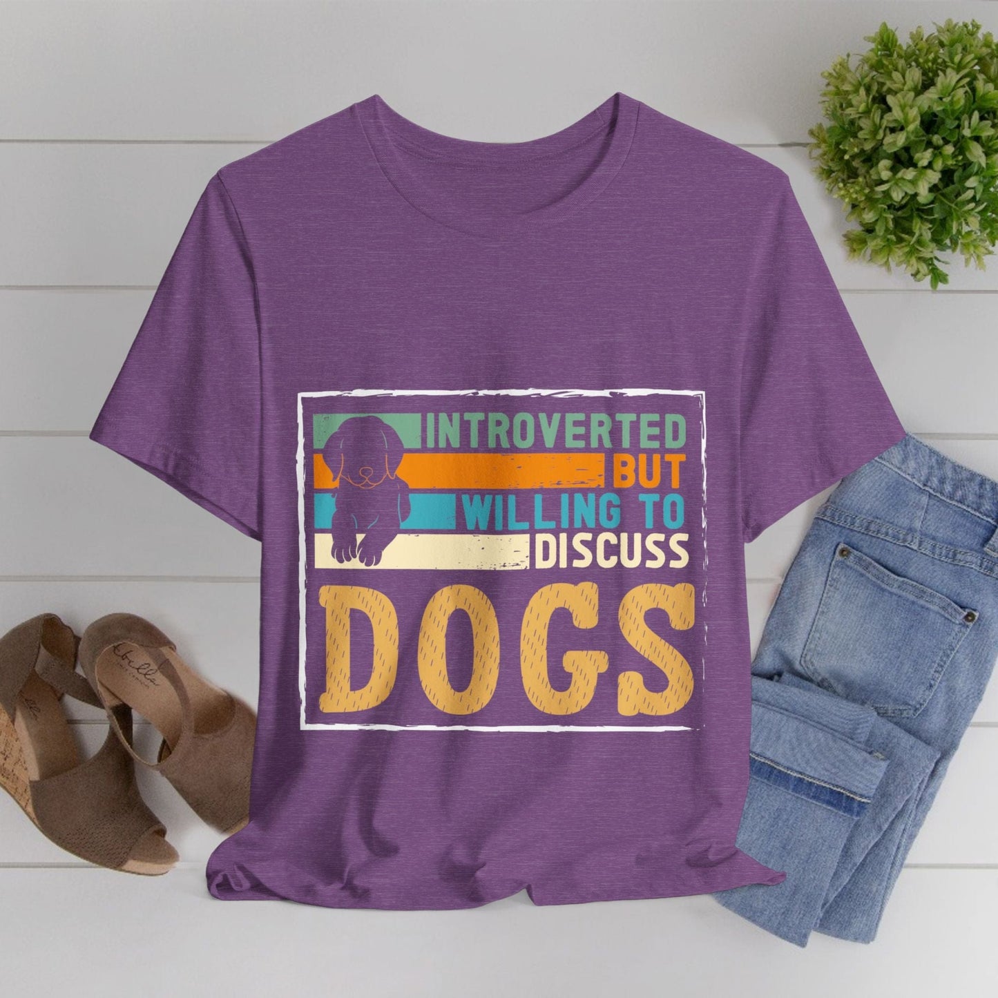 143 - Discuss Dog - T-shirt