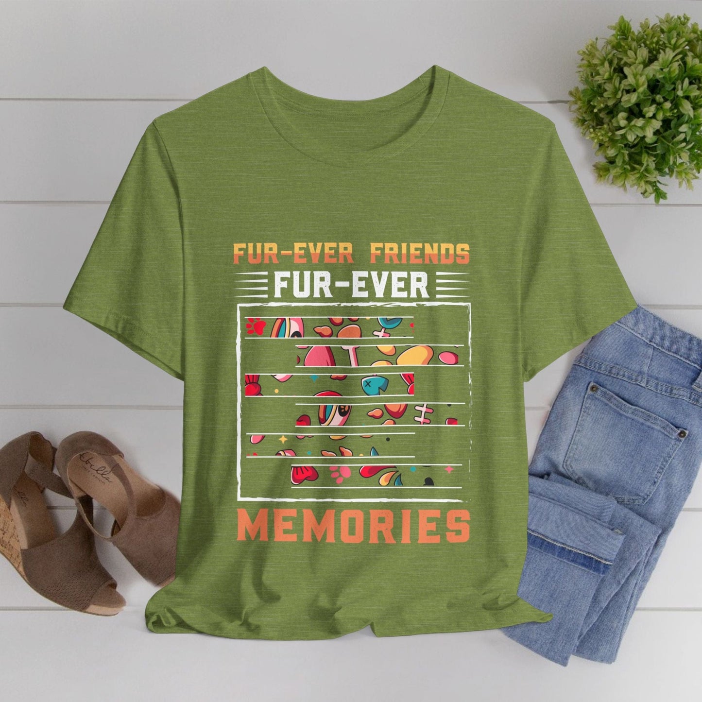 115 - Fur-Ever Friends - T-shirt