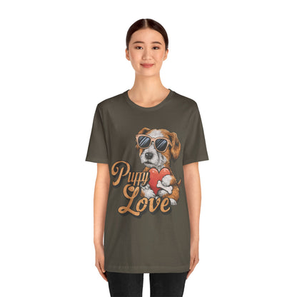 194 - Puppy Love - T-shirt