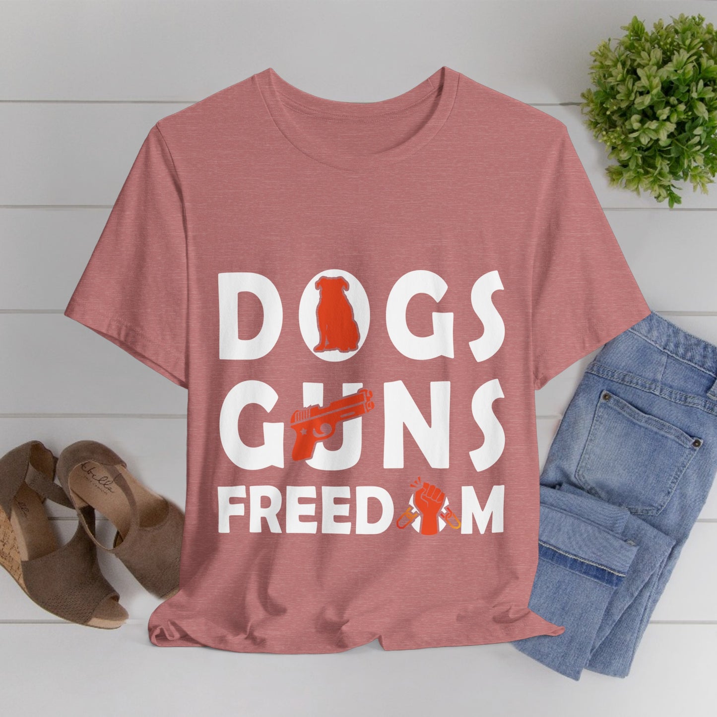 99 - Dogs Guns - T-shirt