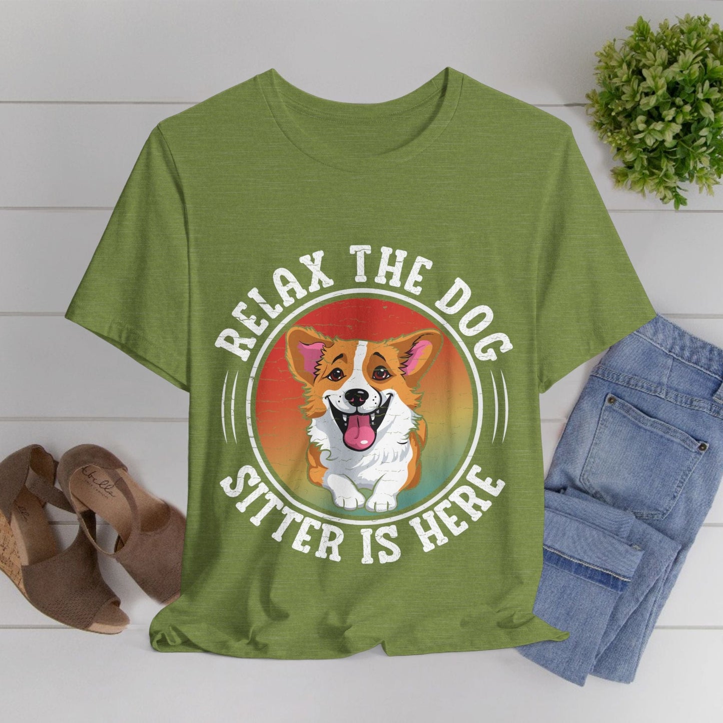 136 - Relax the Dog - T-shirt