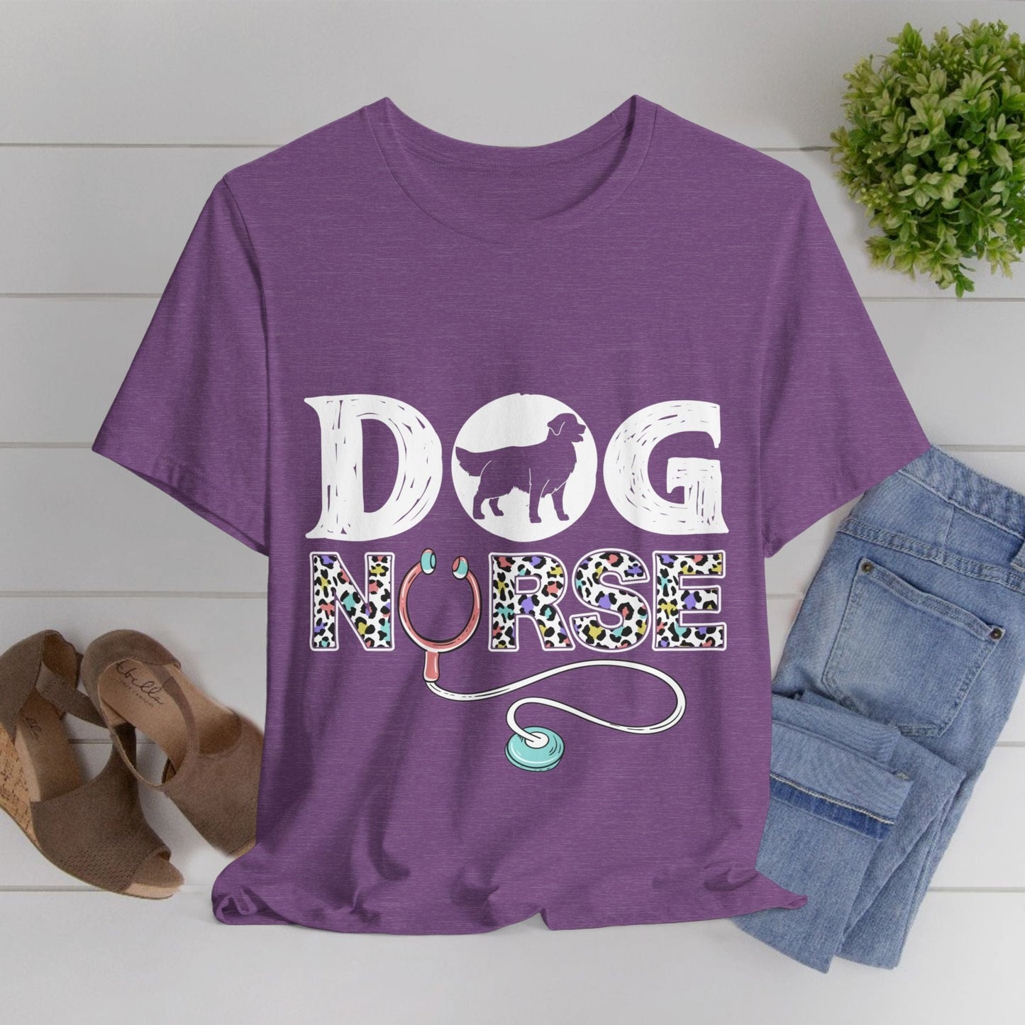 130 - Dog Nurse - T-shirt