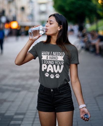 217 - I Found Your Paw - T-shirt