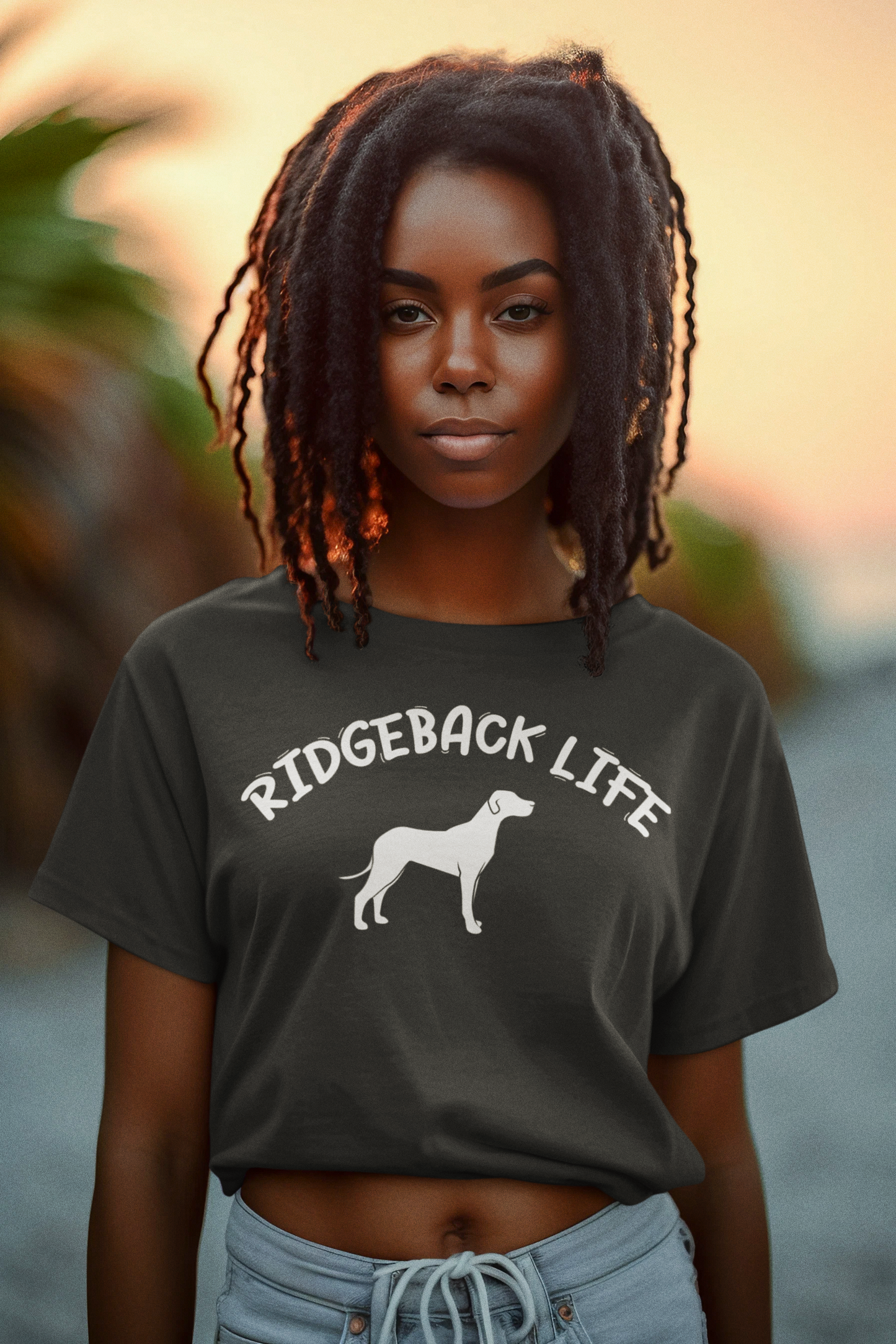 204 - Ridgeback Life - T-shirt