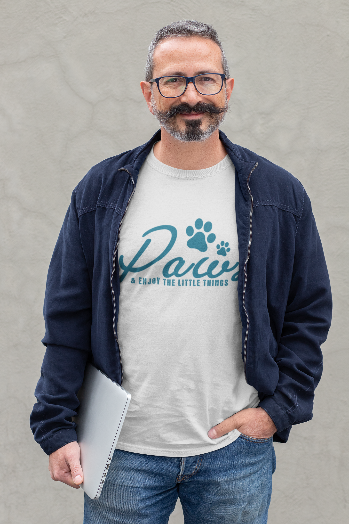 230 - Paws and Enjoy - T-shirt